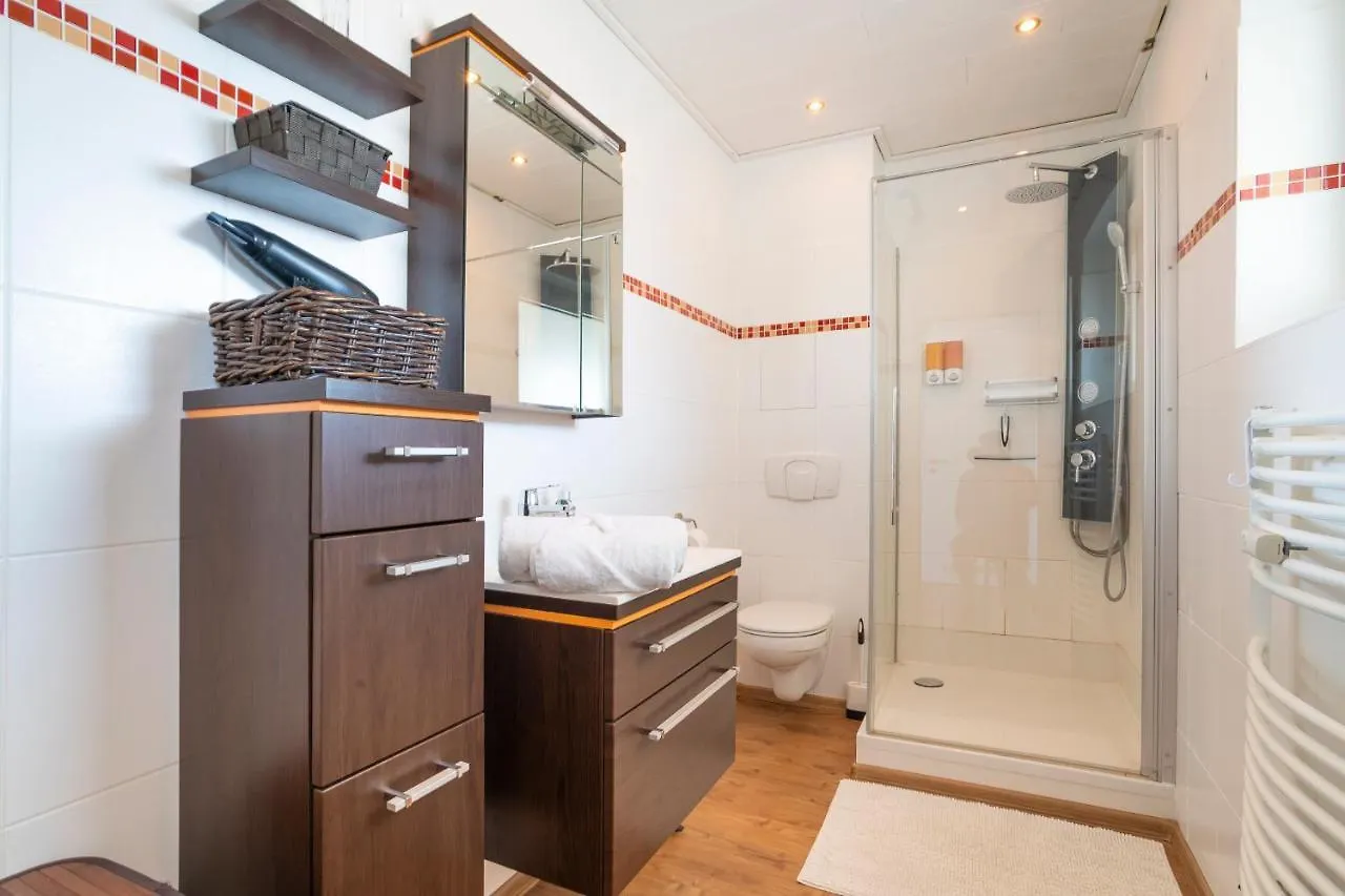 Stylish 2 Room Maisonette Hannover - Contactless Check-In Apartment