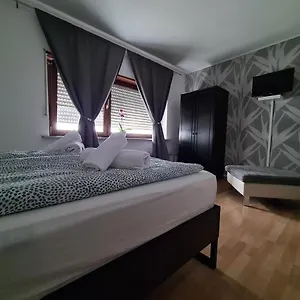 Ferienwohnung Schwetzingen Apartment Schwetzingen